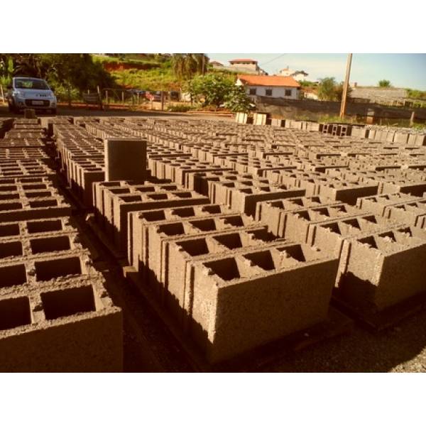 Empresa Que Vende Blocos Feitos de Concreto em Vargem Grande Paulista - Bloco de Concreto em Itapecerica Da Serra