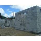 Bloco de concreto em Ilhabela